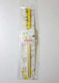 Peanuts Snoopy Woodstock chopsticks yellow Brand New