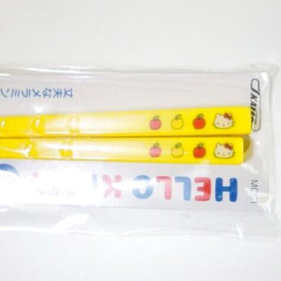 Photo2: Sanrio Hello Kitty chopsticks yellow Brand New