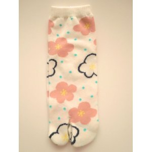 Photo: Japanese Geta Split-toe Tabi Socks Ume Pattern Kimono Yukata White