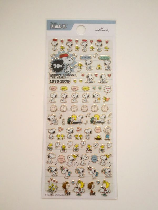 Photo1: Peanuts Snoopy Vinyl Stickers 70s Brand New (1)